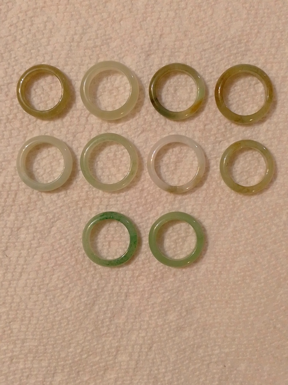 New Vintage lot of 10 Jade/Aventurine Rings Gem Stone Various sizes